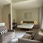 The Lake Suites Com - Luxury Stay In Lazise